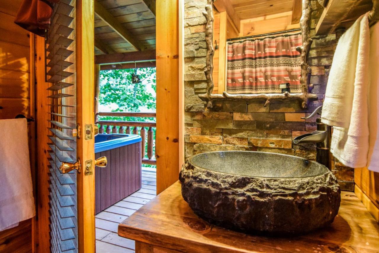 Beary Cozy Cabin 세비어빌 외부 사진